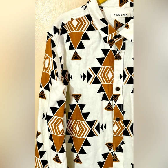 NWOT Pacsun Men’s Western Aztec 100% Cotton Long Sleeve Button Down Shirt Large - Picture 5 of 8